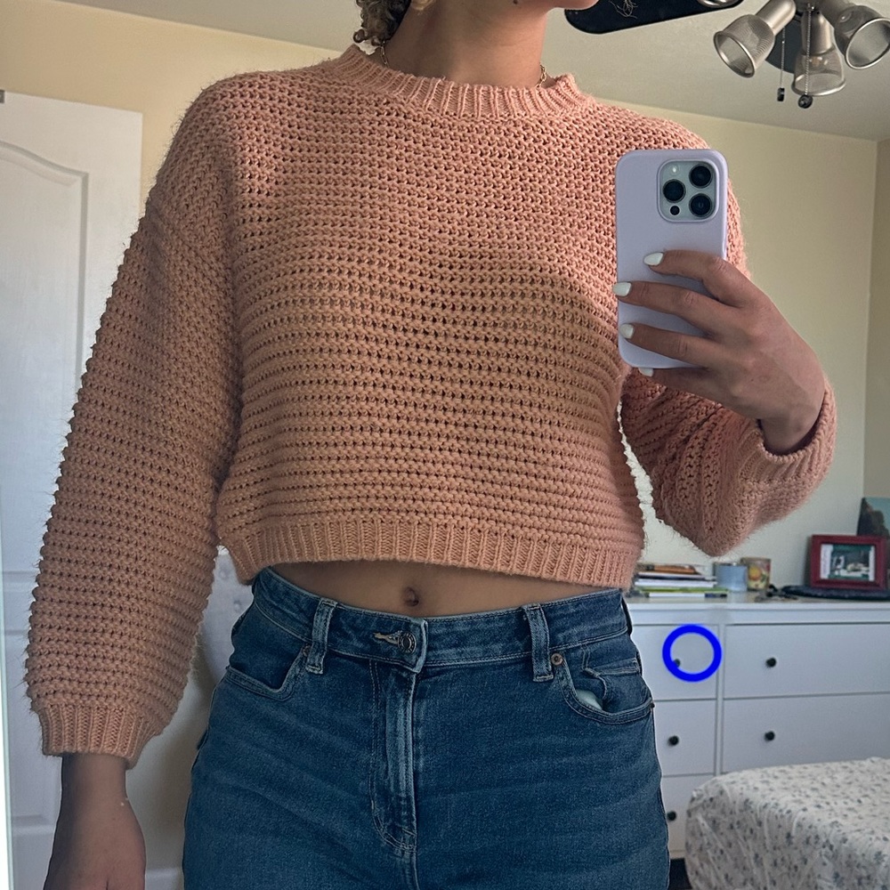 Crochet crop sweater
